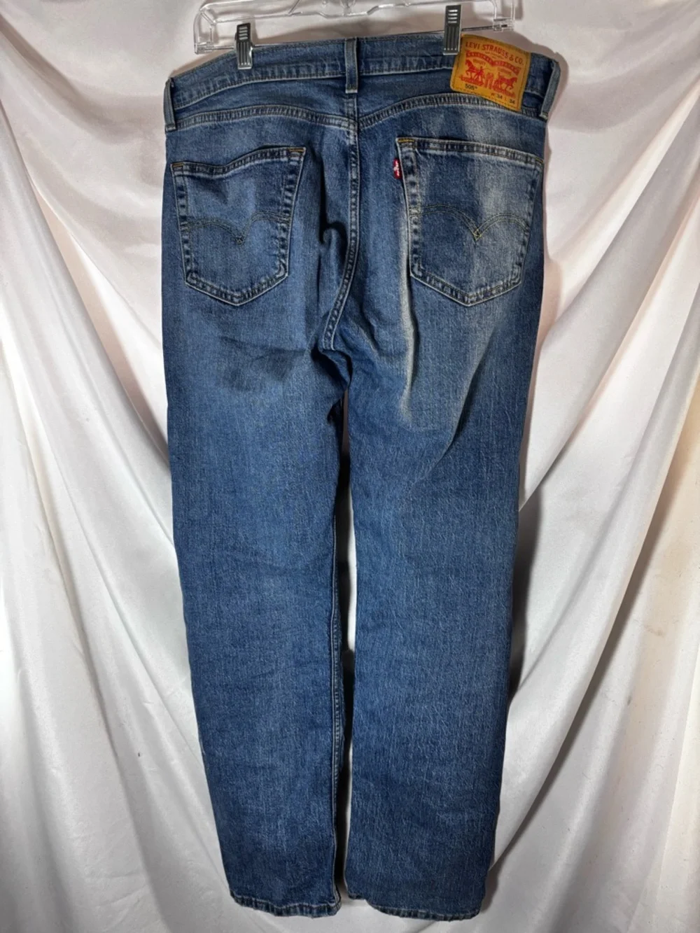 Levi's Straight‎ Jeans in Faded Blue Wash